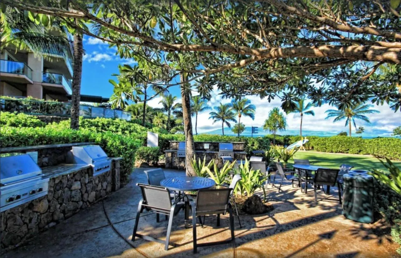 Apartment Extra Large 1Br Luxury Resort Condo With Massive Outdoor Space & Balcony Lahaina