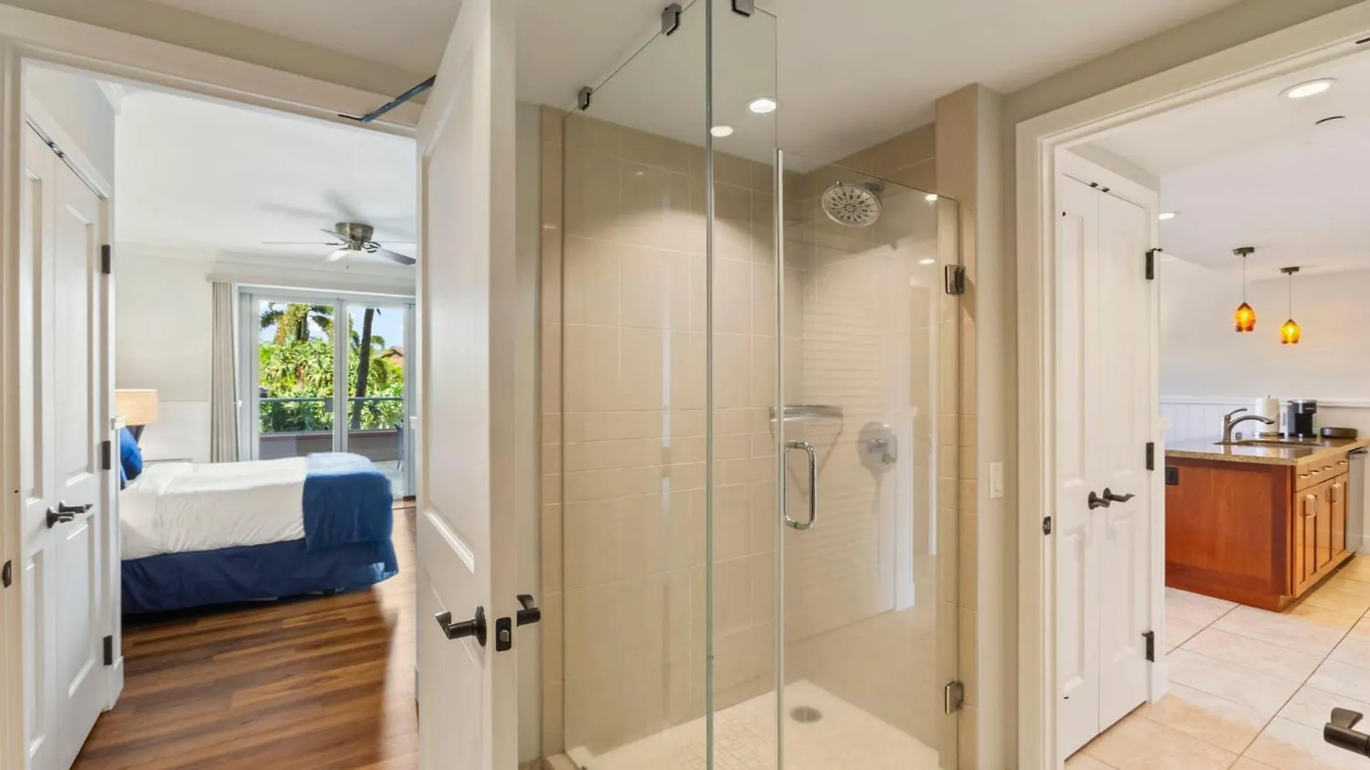 Extra Large 1Br Luxury Resort Condo With Massive Outdoor Space & Balcony Lahaina Apartment