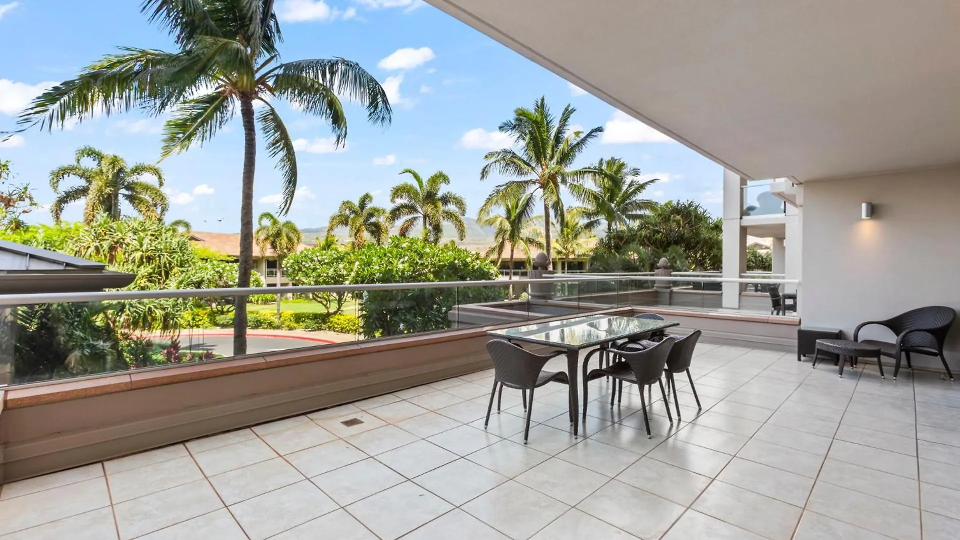 Extra Large 1Br Luxury Resort Condo With Massive Outdoor Space & Balcony Lahaina 0*,  United States